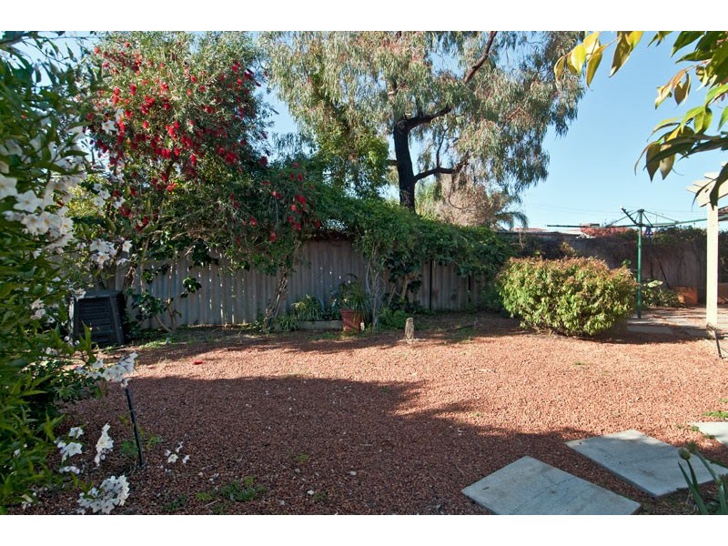 4 Magog Court, Greenfields WA 6210