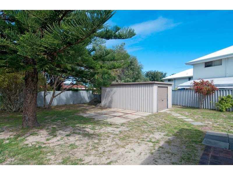 7 Chilena Place, Madora Bay WA 6210