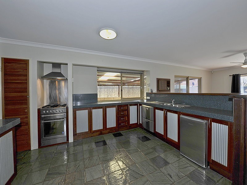 20 Nightingale Place, Greenfields WA 6210