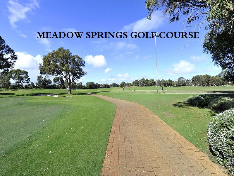 25 Oakwood Gate, Meadow Springs WA 6210