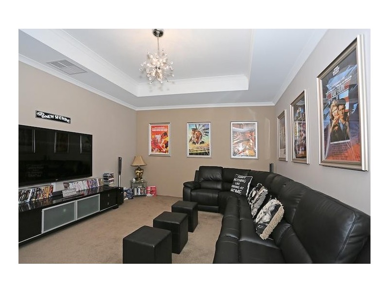 4 Joshua Carrol Street, Madora Bay WA 6210