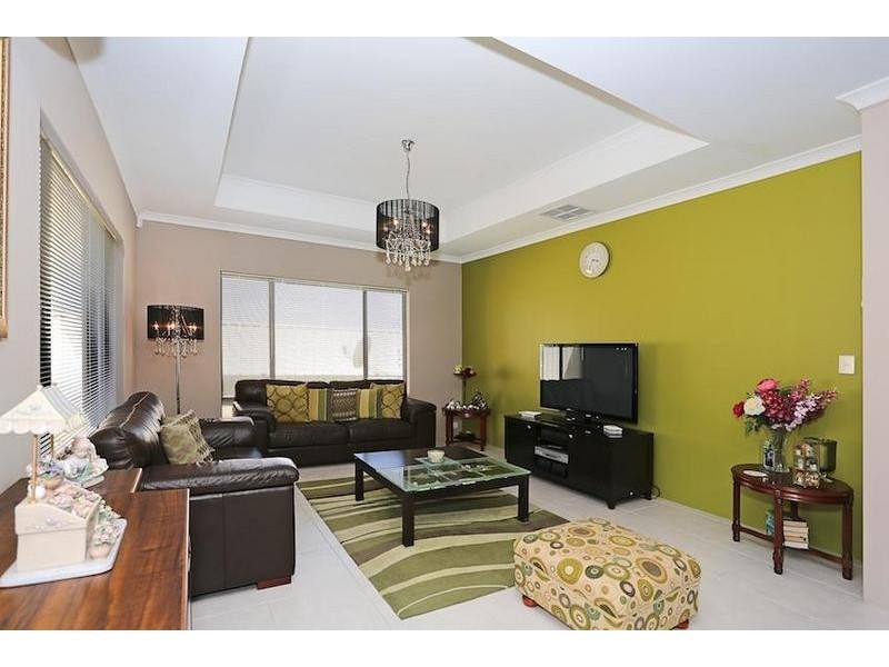 4 Joshua Carrol Street, Madora Bay WA 6210