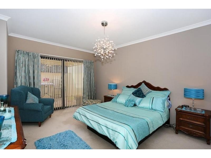 4 Joshua Carrol Street, Madora Bay WA 6210