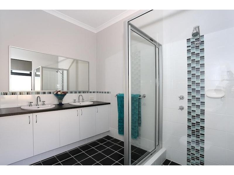 4 Joshua Carrol Street, Madora Bay WA 6210