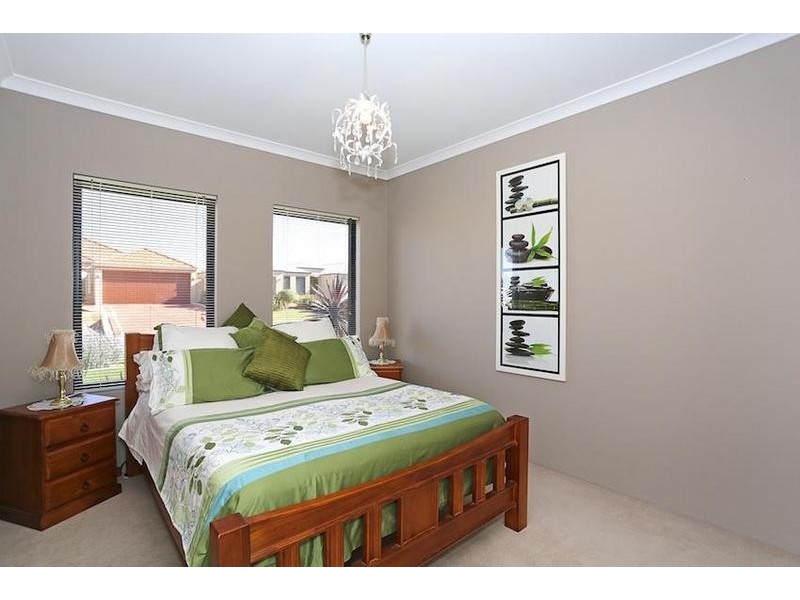 4 Joshua Carrol Street, Madora Bay WA 6210