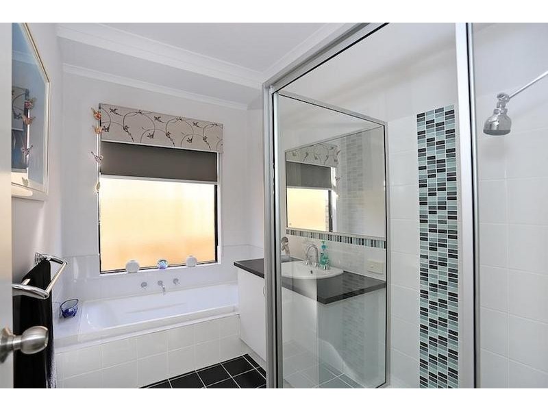 4 Joshua Carrol Street, Madora Bay WA 6210