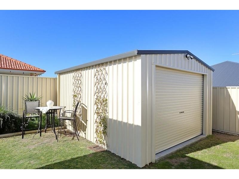 4 Joshua Carrol Street, Madora Bay WA 6210