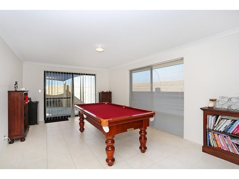 18 Asper Wy, Halls Head WA 6210