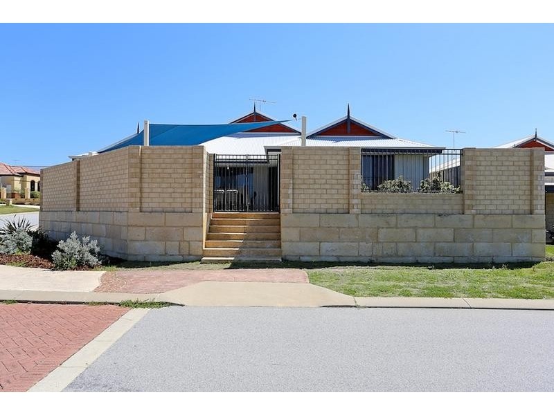 18 Asper Wy, Halls Head WA 6210
