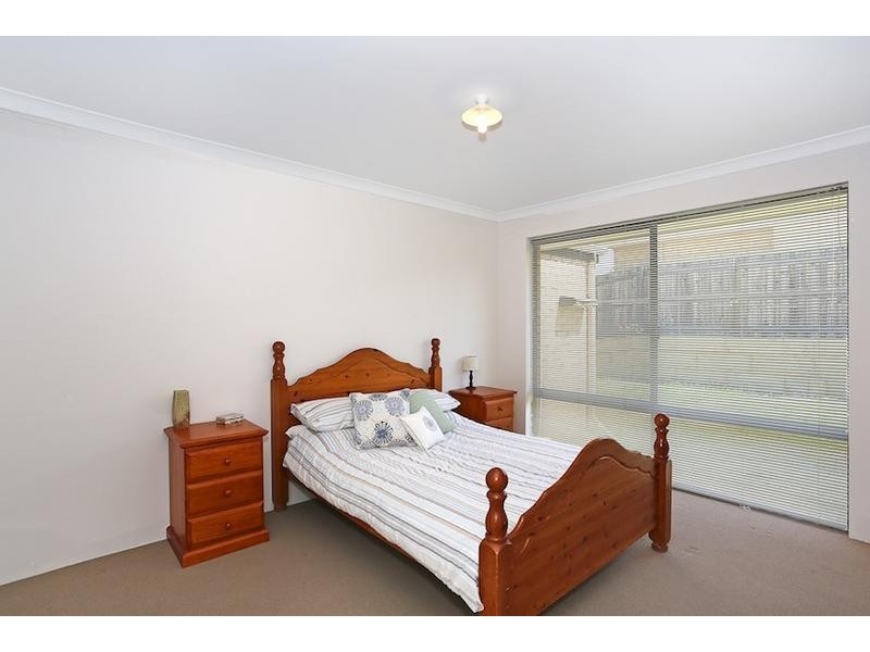 18 Asper Wy, Halls Head WA 6210