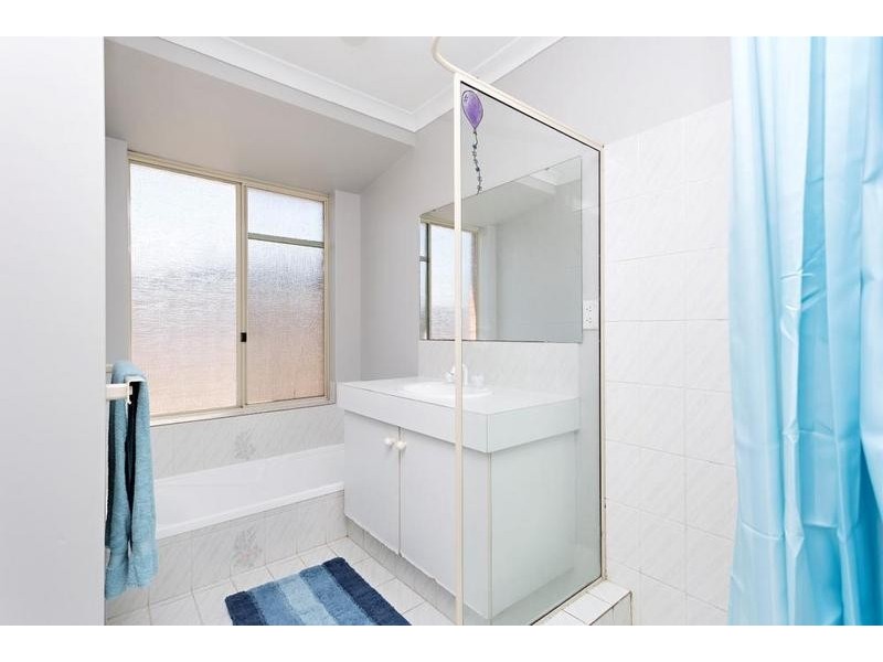 34 Cambridge Drive, Greenfields WA 6210