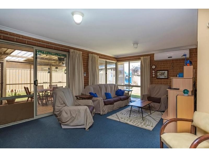 34 Cambridge Drive, Greenfields WA 6210