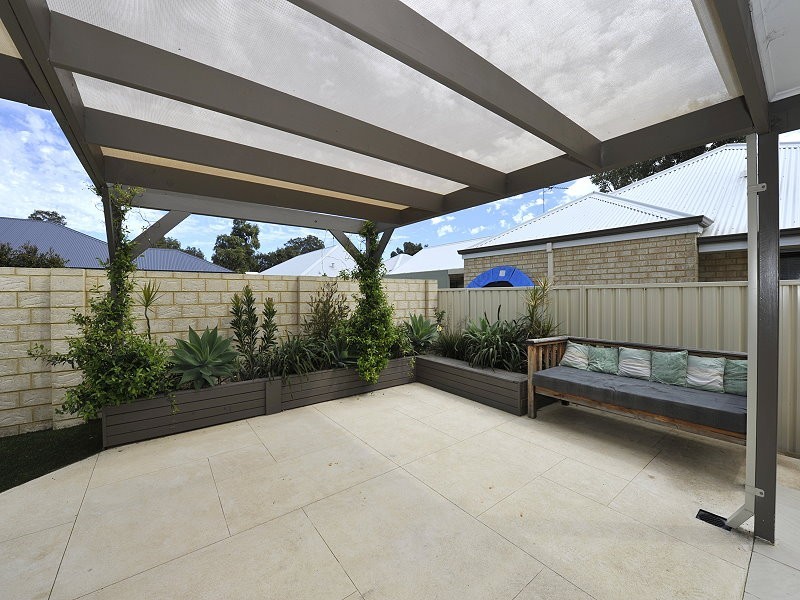 19 Bobtail Bend, Wannanup WA 6210