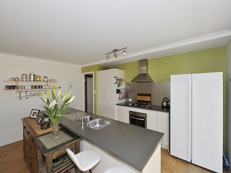 19 Bobtail Bend, Wannanup WA 6210