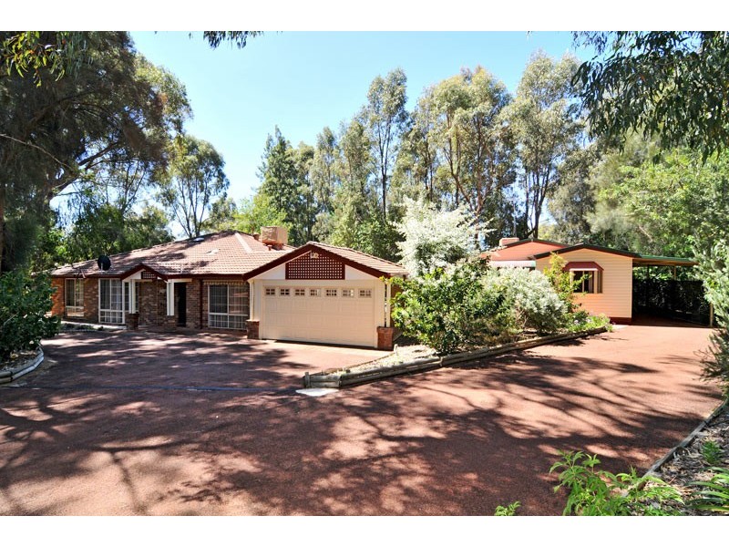 13 Redbank Rise, Greenfields WA 6210