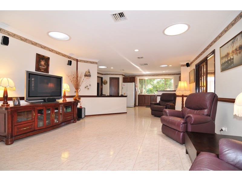 13 Redbank Rise, Greenfields WA 6210