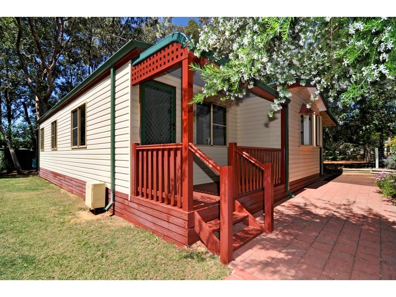 13 Redbank Rise, Greenfields WA 6210