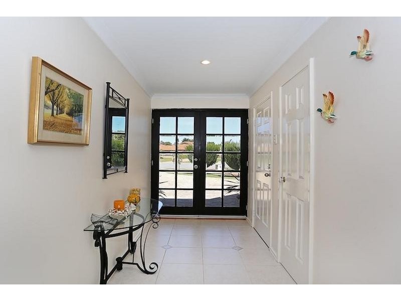 3 Pine Court, Meadow Springs WA 6210