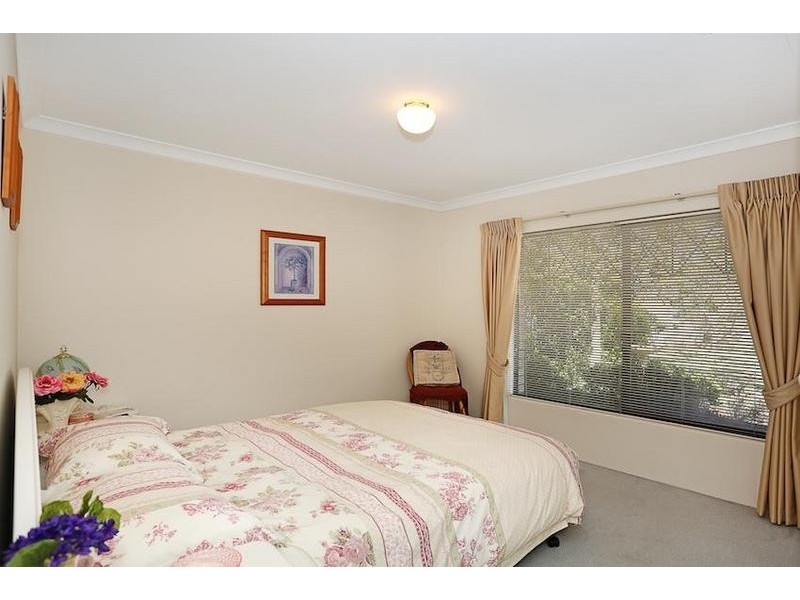 3 Pine Court, Meadow Springs WA 6210