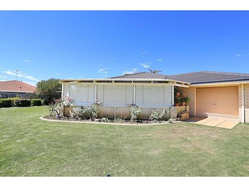 3 Pine Court, Meadow Springs WA 6210