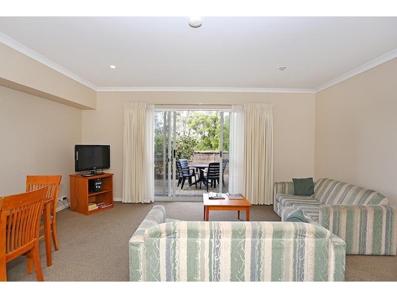 64/20 Apollo Place, Halls Head WA 6210