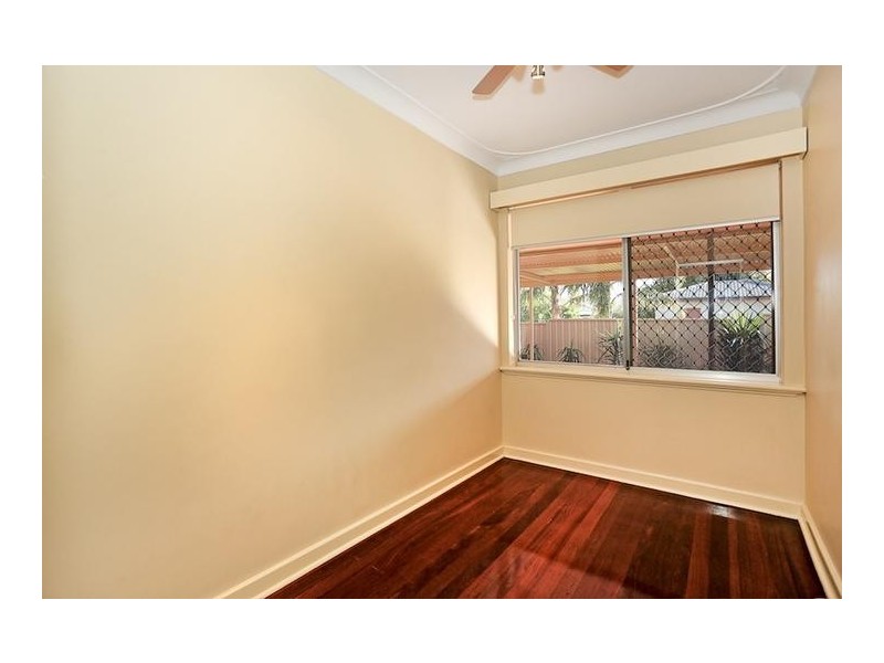 7 Comet Street, Dudley Park WA 6210