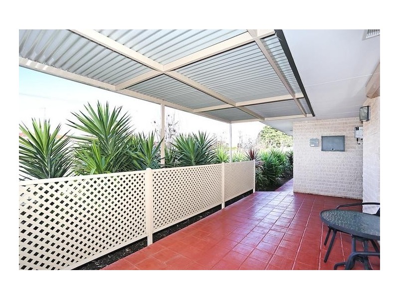 7 Comet Street, Dudley Park WA 6210