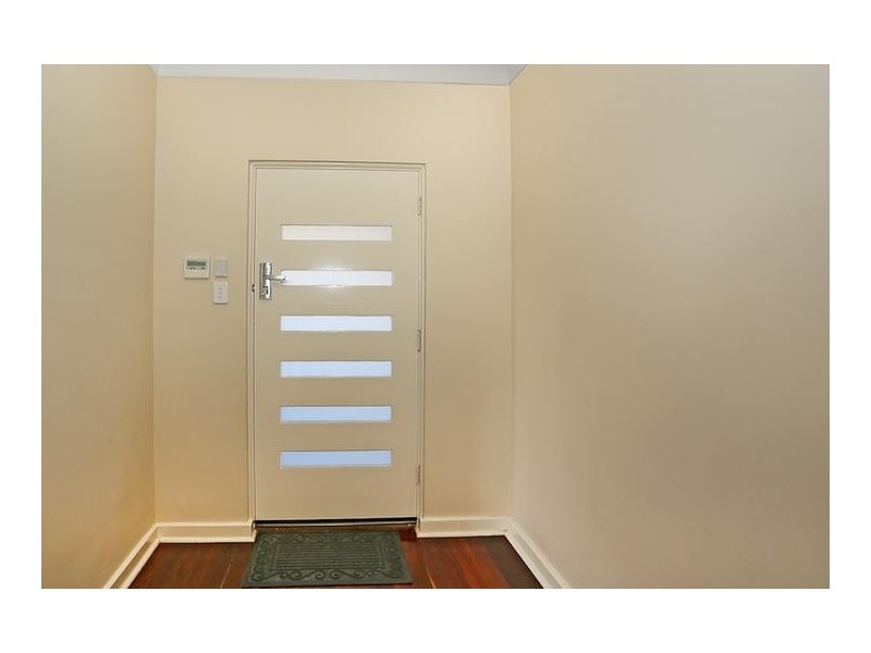 7 Comet Street, Dudley Park WA 6210