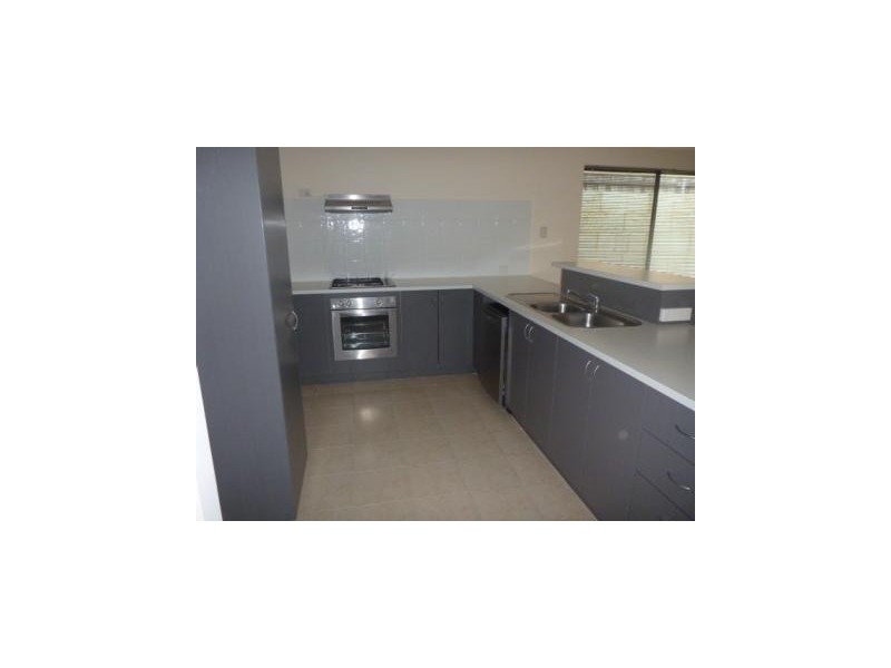 13 Richview Ramble, Wannanup WA 6210