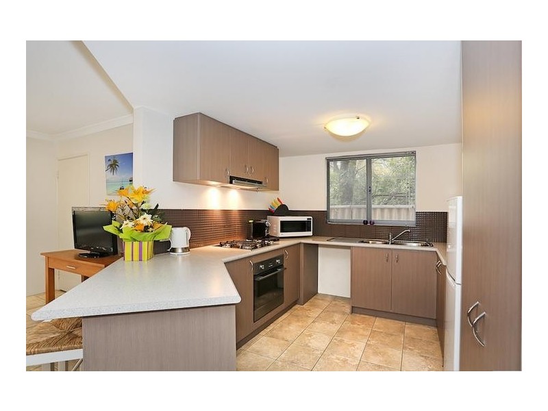 6/56 Randell Street, Mandurah WA 6210