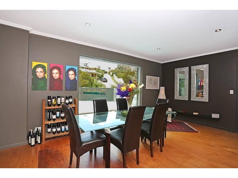 2 Allan Place, Halls Head WA 6210