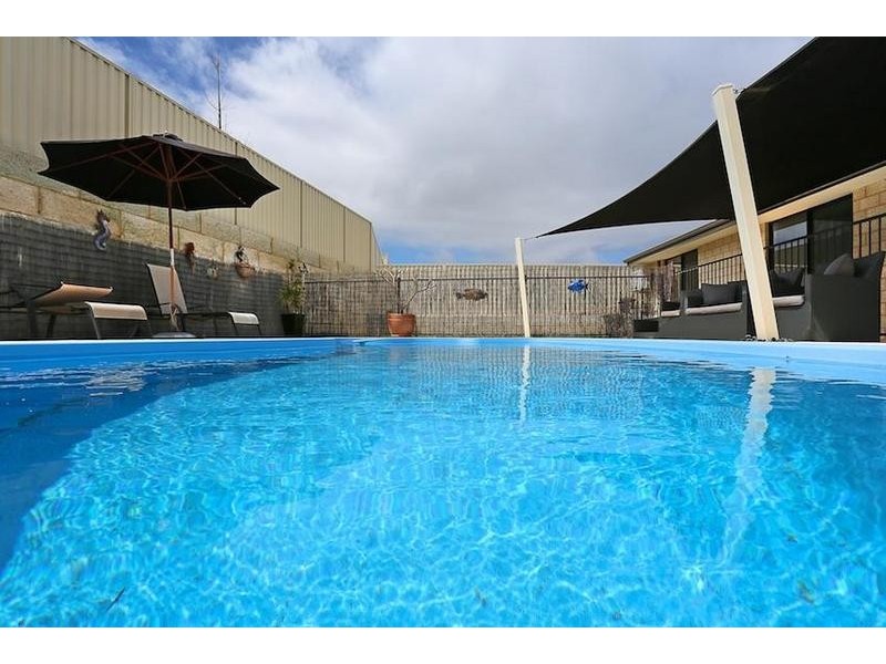 28 Albany Drive, Dawesville WA 6211