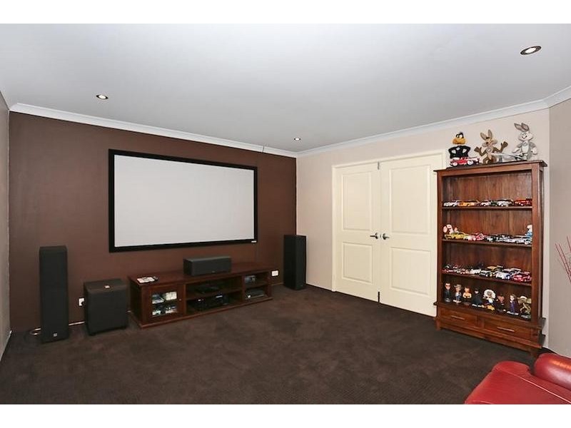 28 Albany Drive, Dawesville WA 6211