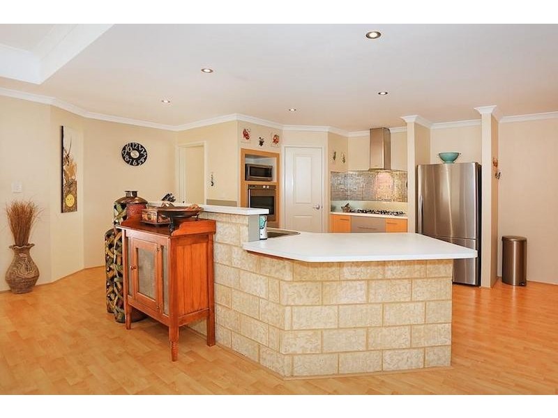 28 Albany Drive, Dawesville WA 6211