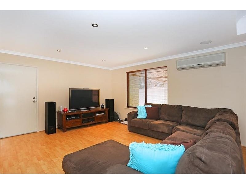 28 Albany Drive, Dawesville WA 6211