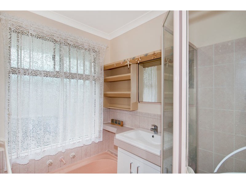 5 Lambourne Place, Halls Head WA 6210