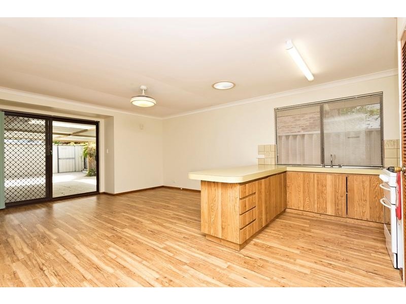1/6 Cygni Street, Mandurah WA 6210