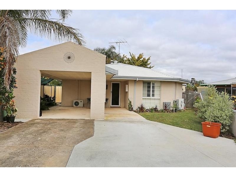 2/5 Falstaff Close, Greenfields WA 6210