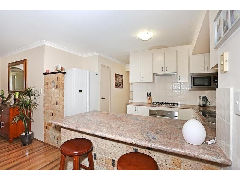 2/5 Falstaff Close, Greenfields WA 6210