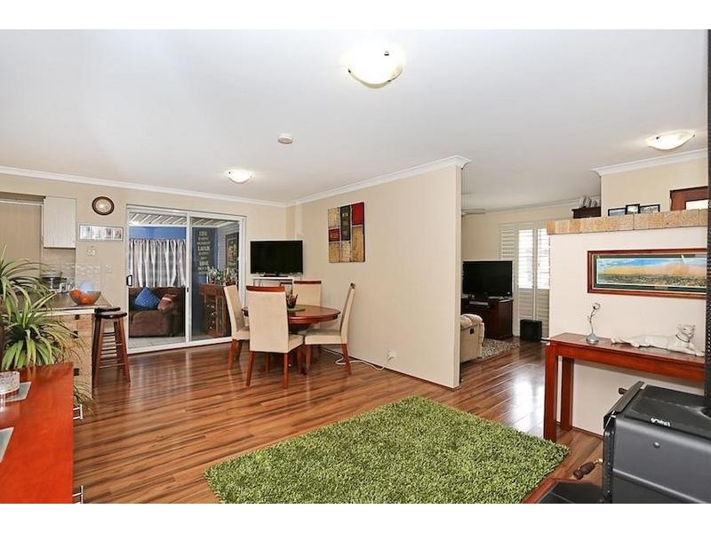 2/5 Falstaff Close, Greenfields WA 6210