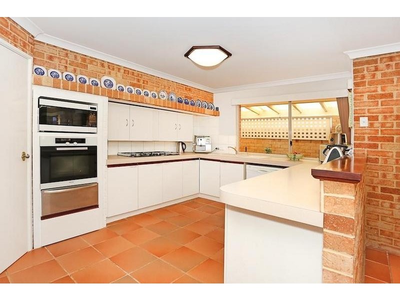 24 Cambria Island Retreat, Halls Head WA 6210