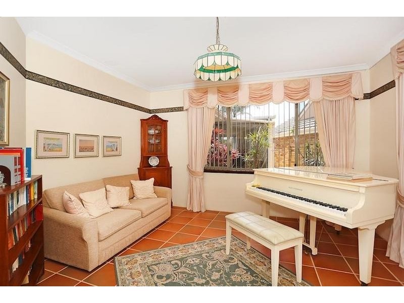 24 Cambria Island Retreat, Halls Head WA 6210