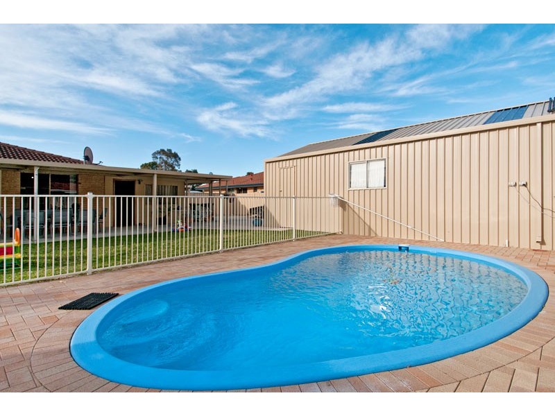 51 Coodanup Drive, Dudley Park WA 6210
