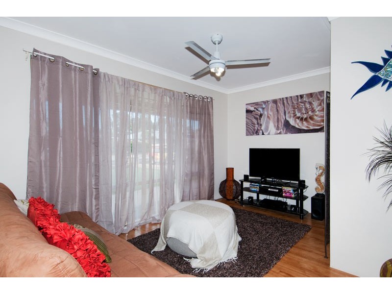 51 Coodanup Drive, Dudley Park WA 6210