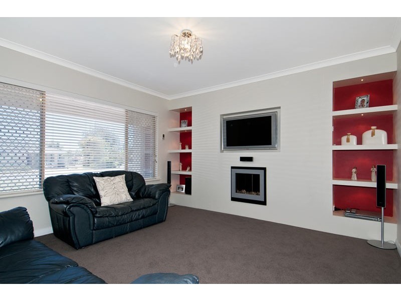 31 Everlasting Retreat, Halls Head WA 6210