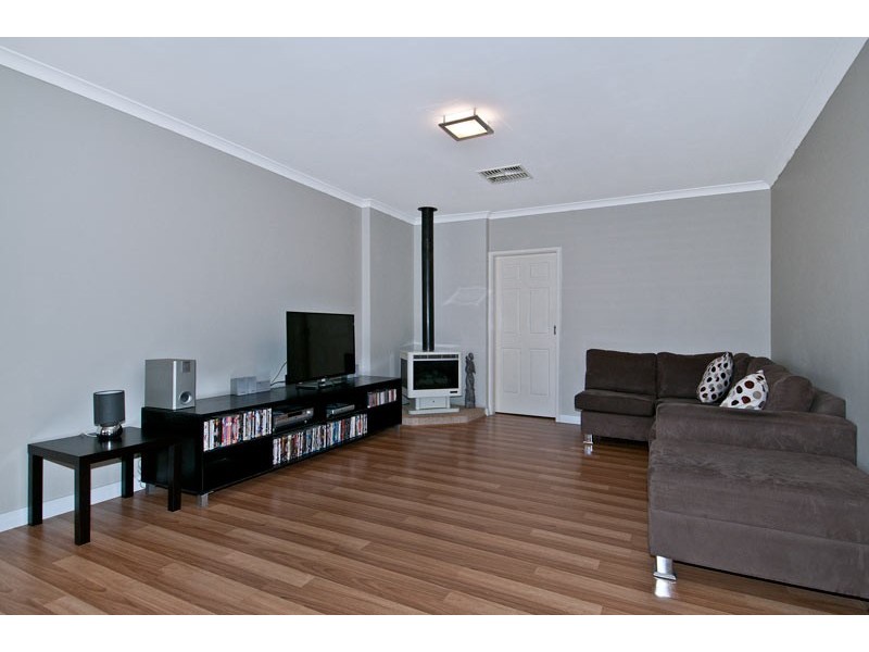 31 Everlasting Retreat, Halls Head WA 6210