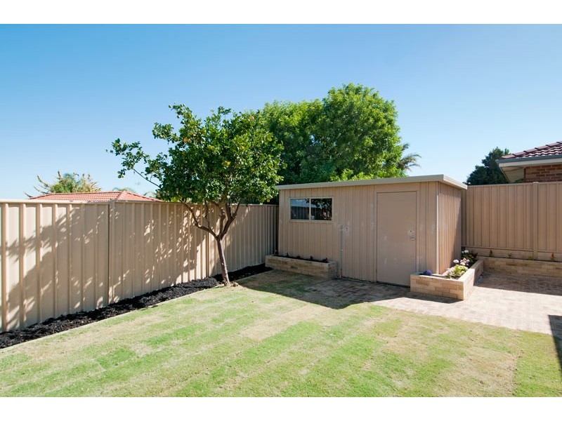 31 Everlasting Retreat, Halls Head WA 6210