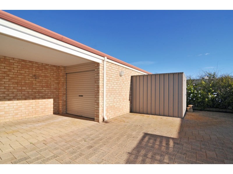 7 Admiralty Crescent, Halls Head WA 6210