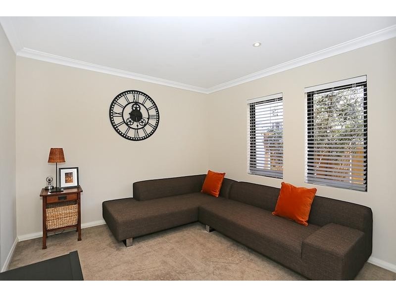 11/2 The Pass, Dawesville WA 6211