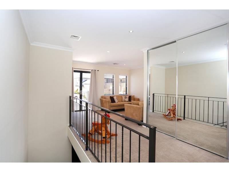 11/2 The Pass, Dawesville WA 6211